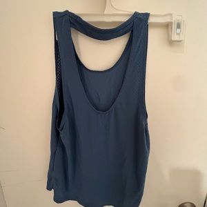 DRI FIT NIKE WORKOUT TANK TOP SIZE SMALL